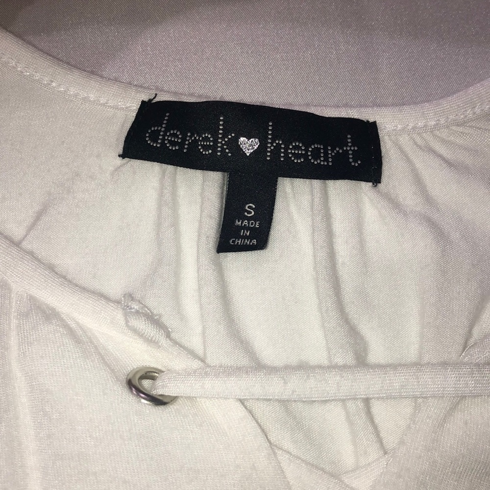Whote Derek Heart blouse - Picture 2 of 5